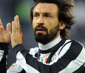 开云入口-武磊场边指挥情绪激动，曼联队员怒摔水瓶，足球场上，谁在失控？武磊场边指挥情绪激动，曼联队员怒摔水瓶，足球场上，谁在失控？